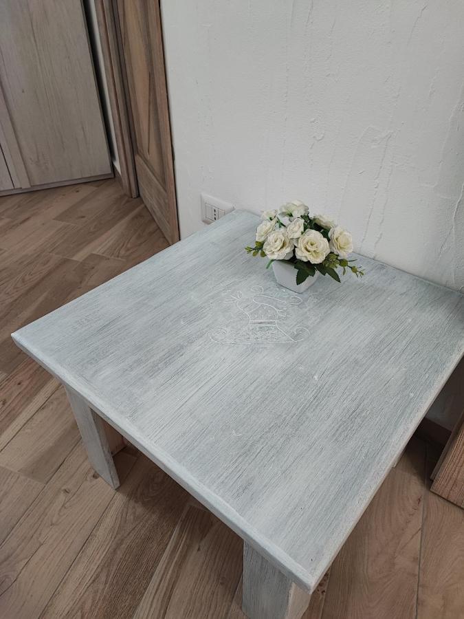 올비아 Antica Isola B&B 외부 사진